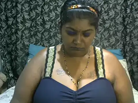 Snapshot of indiansuga chatting on January 16, 2025, 6:37 pm indiansuga online show from January 16, 2025, 6:37 pm