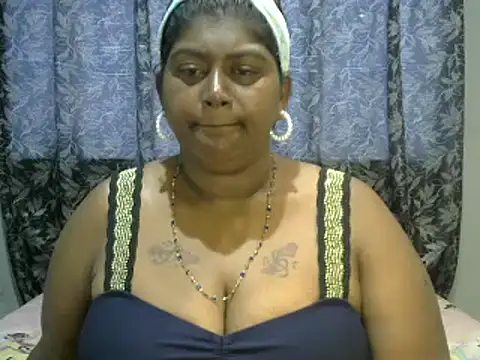 Snapshot of indiansuga chatting on January 24, 2025, 5:10 am indiansuga online show from January 24, 2025, 5:10 am