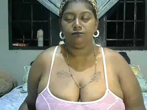 Snapshot of indiansuga chatting on February 2, 2025, 2:59 am indiansuga online show from February 2, 2025, 2:59 am