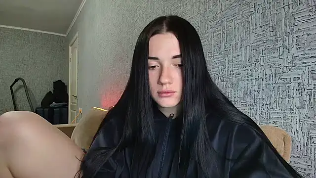 Liana diva online show from November 12, 2025, 7:13 pm