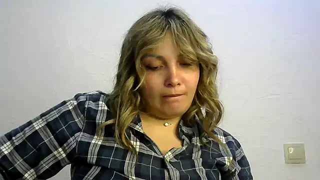Snapshot of Iskor_ka chatting on December 21, 2024, 7:27 pm Iskor ka online show from December 21, 2024, 7:27 pm