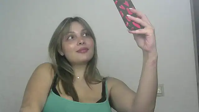 Snapshot of Iskor_ka chatting on January 23, 2025, 6:24 pm Iskor ka online show from January 23, 2025, 6:24 pm