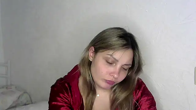 Snapshot of Iskor_ka chatting on February 6, 2025, 6:02 pm Iskor ka online show from February 6, 2025, 6:02 pm