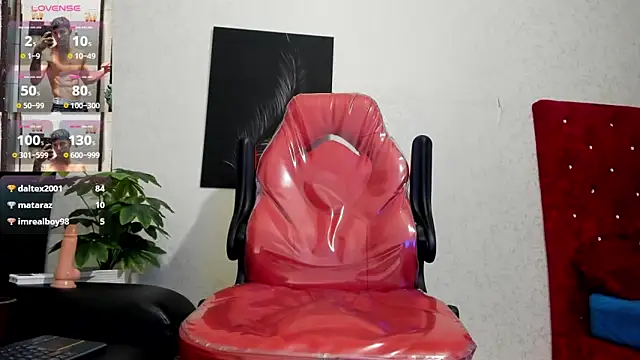 Snapshot of Cristopher23_ chatting on February 4, 2025, 10:55 pm Cristopher23 online show from February 4, 2025, 10:55 pm