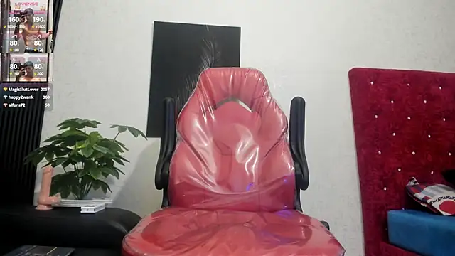 Snapshot of Cristopher23_ chatting on February 13, 2025, 1:50 am Cristopher23 online show from February 13, 2025, 1:50 am