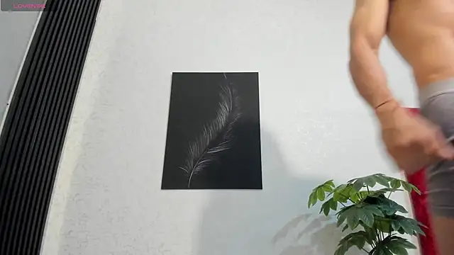 Snapshot of Cristopher23_ chatting on February 20, 2025, 8:14 pm Cristopher23 online show from February 20, 2025, 8:14 pm