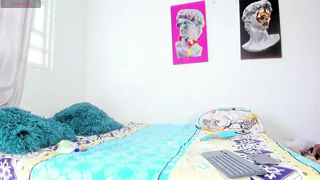 Snapshot of Lilybaudinx96 chatting on October 10, 2025, 3:22 pm Lilybaudinx96 online show from October 10, 2025, 3:22 pm