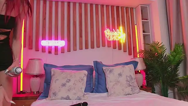 CassieFox  online show from January 9, 2026, 7:37 pm