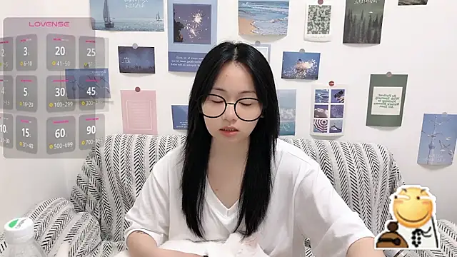 Snapshot of LiLiYbaby chatting on September 23, 2025, 6:05 am LiLiYbaby online show from September 23, 2025, 6:05 am