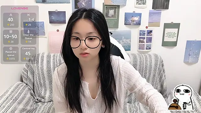 LiLiYbaby online show from March 25, 2026, 6:41 am