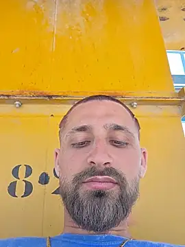 omarito100 online show from May 28, 2026, 11:07 am
