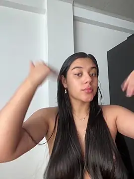 floriamANDjazmin online show from March 14, 2026, 9:09 pm