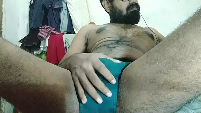 Snapshot of SLFUCKBOY69 chatting on October 18, 2025, 5:35 pm SLFUCKBOY69 online show from October 18, 2025, 5:35 pm