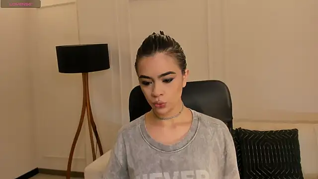 AlanaCraft online show from October 18, 2025, 12:17 pm