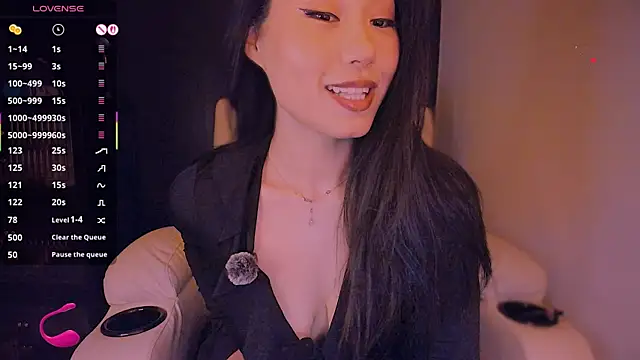 Snapshot of kimmy_chi_ chatting on May 28, 2026, 5:32 pm kimmy chi online show from May 28, 2026, 5:32 pm