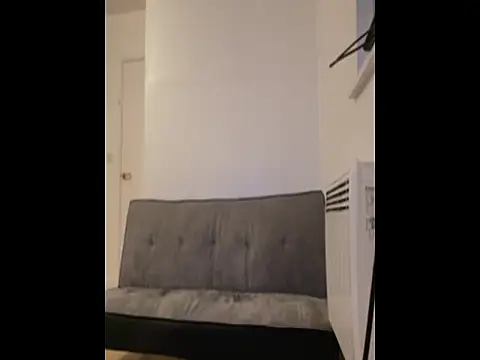 curiously-bi37 online show from March 25, 2026, 4:24 pm