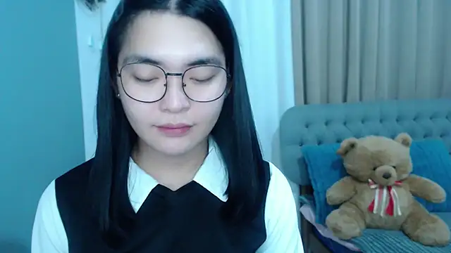 Snapshot of zhaviahale21 chatting on October 15, 2025, 3:17 am zhaviahale21 online show from October 15, 2025, 3:17 am