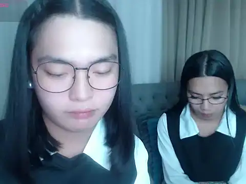 zhaviahale21 online show from June 30, 2026, 10:11 pm