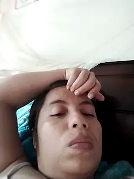 lisseth online show from December 19, 2024, 7:18 pm