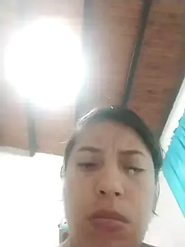 lisseth online show from December 27, 2024, 4:21 pm