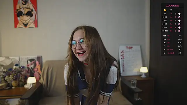 Miatiny online show from November 20, 2025, 12:27 pm