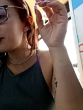 SAMANTHA-16  online show from February 25, 2025, 4:31 pm