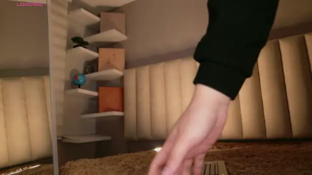 Megan mooree  online show from March 20, 2026, 12:54 pm