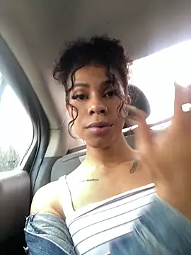 Snapshot of bloom444 chatting on November 8, 2025, 7:56 pm bloom444 online show from November 8, 2025, 7:56 pm