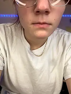 foxy ana13 online show from October 5, 2025, 7:34 pm