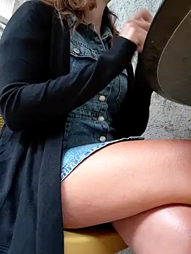 Alexvit2616 online show from October 15, 2025, 8:36 am