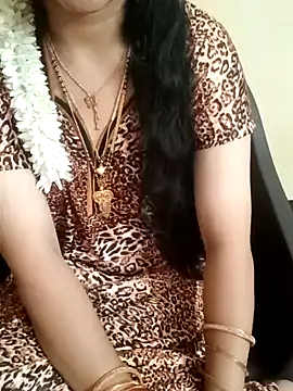 Snapshot of yourtamilcouple chatting on February 3, 2025, 9:30 am yourtamilcouple online show from February 3, 2025, 9:30 am