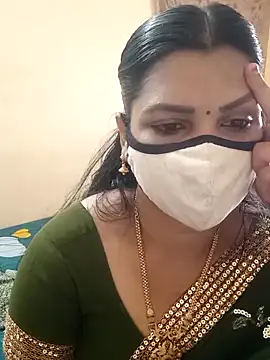 Snapshot of yourtamilcouple chatting on February 17, 2025, 9:03 am yourtamilcouple online show from February 17, 2025, 9:03 am