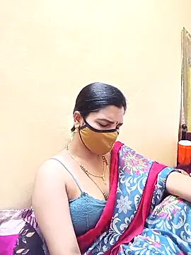 Snapshot of yourtamilcouple chatting on March 7, 2025, 12:34 pm yourtamilcouple online show from March 7, 2025, 12:34 pm