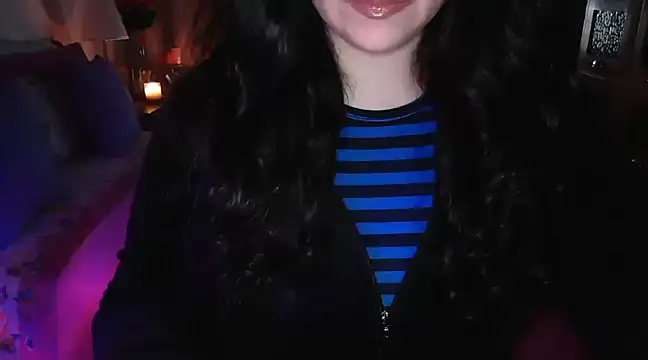 Snapshot of CronacaErotica chatting on January 19, 2025, 4:14 pm CronacaErotica online show from January 19, 2025, 4:14 pm