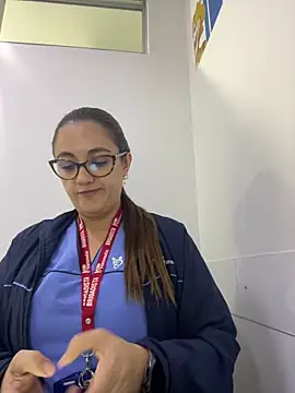 Snapshot of Shianrose chatting on November 12, 2025, 3:56 pm Shianrose online show from November 12, 2025, 3:56 pm