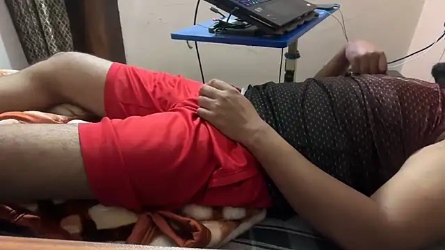 sexyboy09 online show from October 22, 2025, 6:24 am