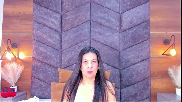 JaylaScott   online show from February 27, 2025, 11:31 am