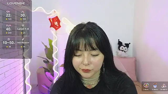 Snapshot of hina_tay chatting on December 22, 2024, 4:17 am hina tay online show from December 22, 2024, 4:17 am