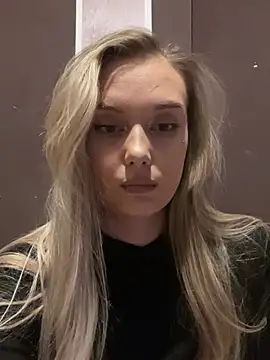 Alisa Rise online show from February 26, 2025, 10:20 pm