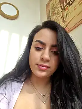 Snapshot of ElyzaIbarra chatting on February 11, 2025, 9:31 am ElyzaIbarra online show from February 11, 2025, 9:31 am