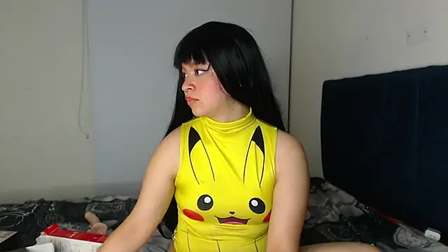 Snapshot of Bitsy_Messy chatting on March 15, 2025, 10:35 am Bitsy Messy online show from March 15, 2025, 10:35 am