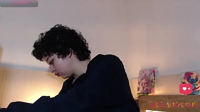 Bitsy Messy online show from October 17, 2025, 8:33 pm