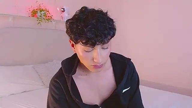 dilan sp online show from November 25, 2025, 1:16 am