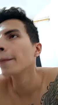 Velk hot online show from December 4, 2024, 7:34 pm