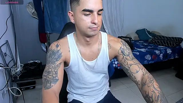 cJuan111 online show from November 20, 2025, 12:55 am