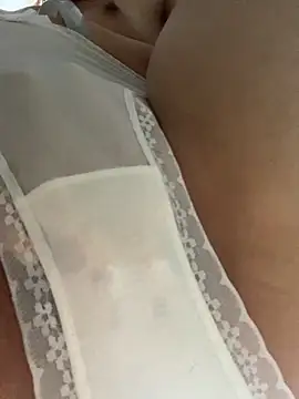 Snapshot of Aimeil chatting on October 31, 2025, 6:47 am Aimeil online show from October 31, 2025, 6:47 am