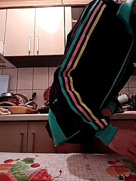 Snapshot of vulpe8400 chatting on February 22, 2025, 6:06 am vulpe8400 online show from February 22, 2025, 6:06 am