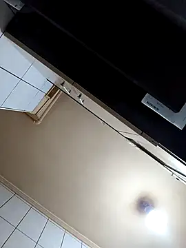 Snapshot of vulpe8400 chatting on March 8, 2025, 6:37 pm vulpe8400 online show from March 8, 2025, 6:37 pm