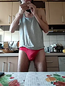 Snapshot of vulpe8400 chatting on March 17, 2025, 7:02 am vulpe8400 online show from March 17, 2025, 7:02 am