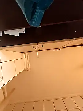 Snapshot of vulpe8400 chatting on October 11, 2025, 6:23 am vulpe8400 online show from October 11, 2025, 6:23 am